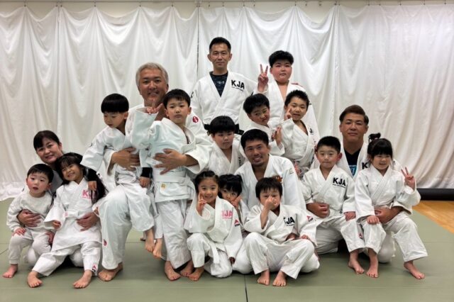 <?php the_title() ?>